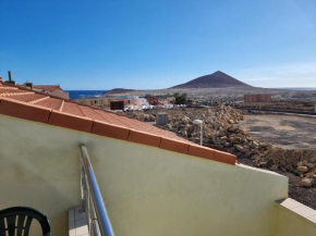 Ferienhaus in El Médano mit Terrasse und Meerblick